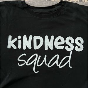 Women’s medium tshirt; black; gentle worn